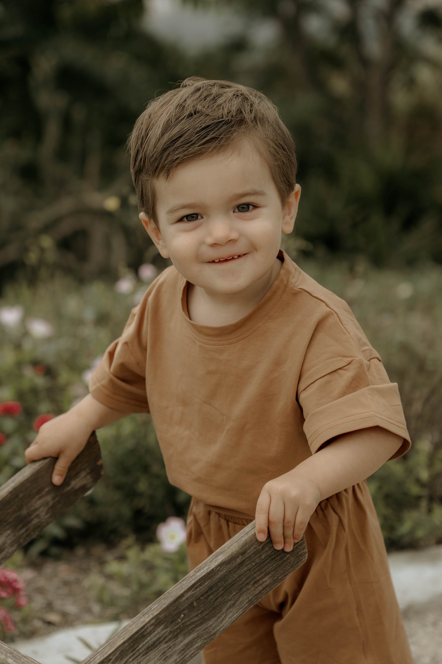 T-Shirt & Shorts Set - Feather Grey & Taupe